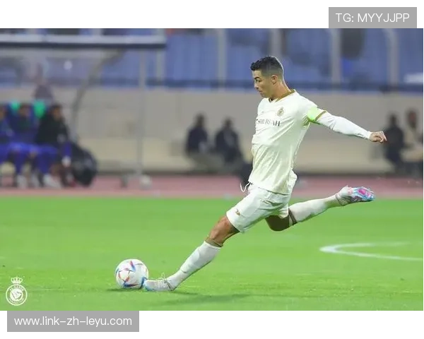 C罗表示进球是责任更是动力，c罗进球经典动作